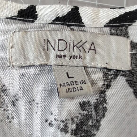 Indikka New York kaftan style tunic top, size Large, Casual, Resort, Weekend - Picture 6 of 10